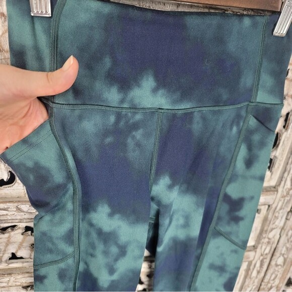 Victoria's Secret Green Tie Dyed athletic Leggings Side Pockets Womens Size Sm - Picture 5 of 13